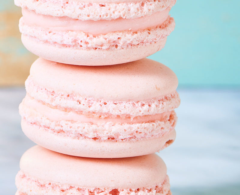delicious pink macarons for home page display